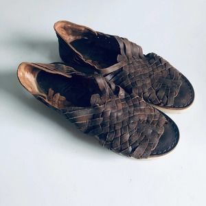 45. Brand X Huarache Sandal Weathered Nubuck Leather 9